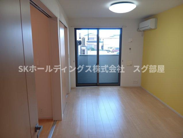 サンフェリシアン綾部駅前の居間・リビング