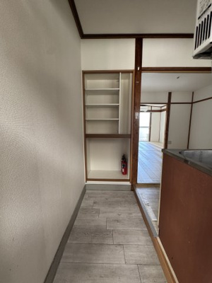 【玄関】 | 明美マンション | 明るい玄関です