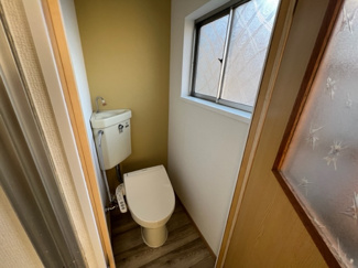 【トイレ】 | 明美マンション | 清潔感のあるトイレです