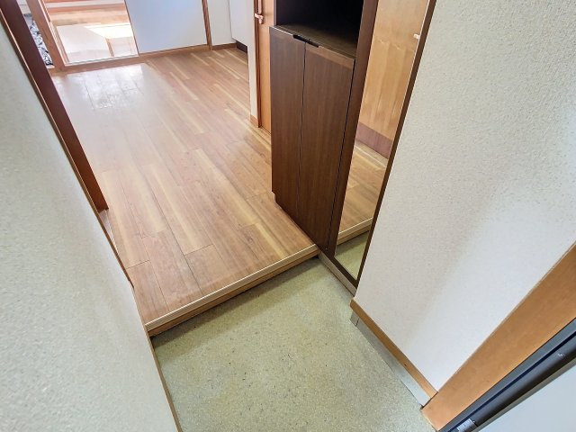 サンフラワー田鶴の玄関