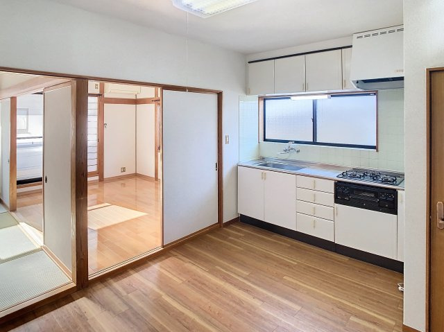 サンフラワー田鶴の内装