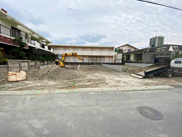 ハートフルタウン西原町小那覇　1号棟の前面道路含む現地写真|2024/12/16 現地写真