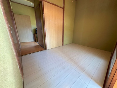 【洋室】 | 野中町貸家