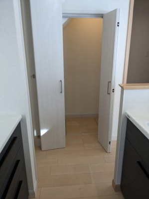 【収納】 | 前橋市三俣町新築住宅1号 | 3号キッチン脇収納