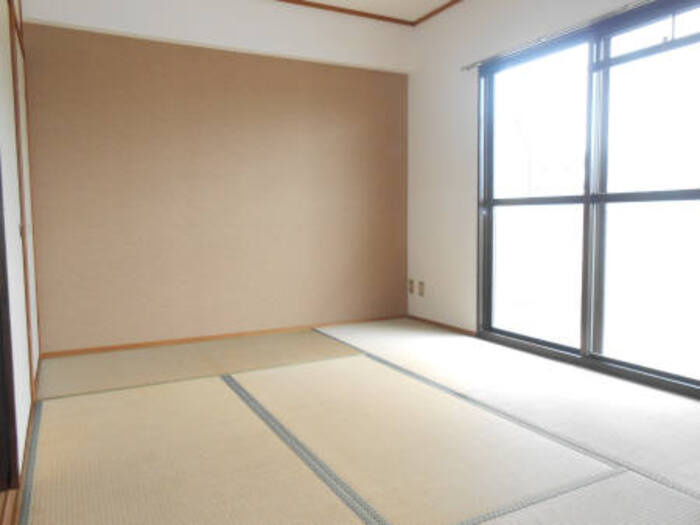 脇坂マンションの寝室
