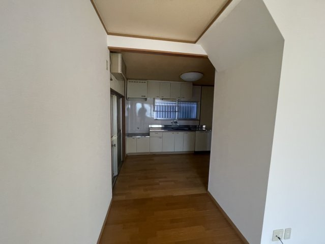 南花長町一戸建の居間・リビング
