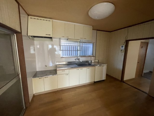 南花長町一戸建のキッチン