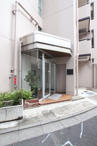 ツインドエルひぐらしのエントランス