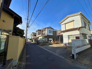 【前面道路含む現地写真】 | 南逆井１丁目 | ご覧頂き誠にありがとうございます！お住い探しは『南流山』駅徒歩２分、地域密着３０年の桂友不動産にお任せください！お客様に寄り添った対応を心がけております。ご都合に合わせて時間外対応も可能です！