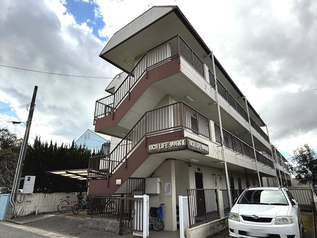 リッチライフ伊川谷Ⅱの外観