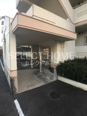 【エントランス】 | ツトムマンション | 落ち着いたエントランスです
