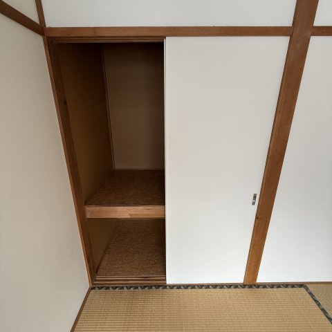 梅本ハイツの収納
