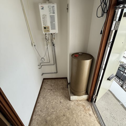 梅本ハイツの玄関