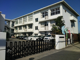 【周辺】 | 近江八幡市立安土小学校（665m）