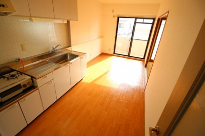 【居間・リビング】 | グランディール湊川