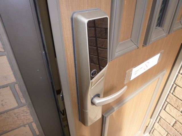 倉敷市連島中央１丁目のアパートのセキュリティ