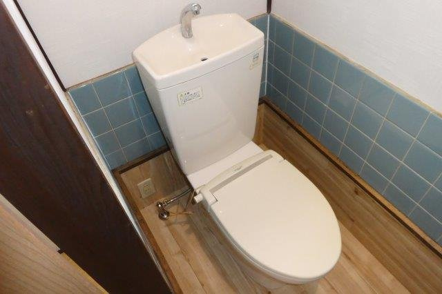 倉敷市中島の一戸建てのトイレ|ウォームレット