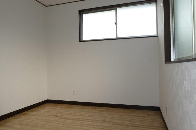 倉敷市中島の一戸建ての洋室