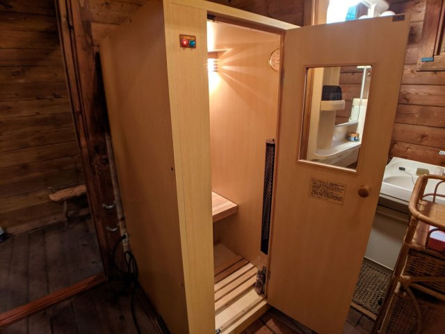 茅野市北山　蓼科ビレッジあずさ平26号の浴室|サウナ付き