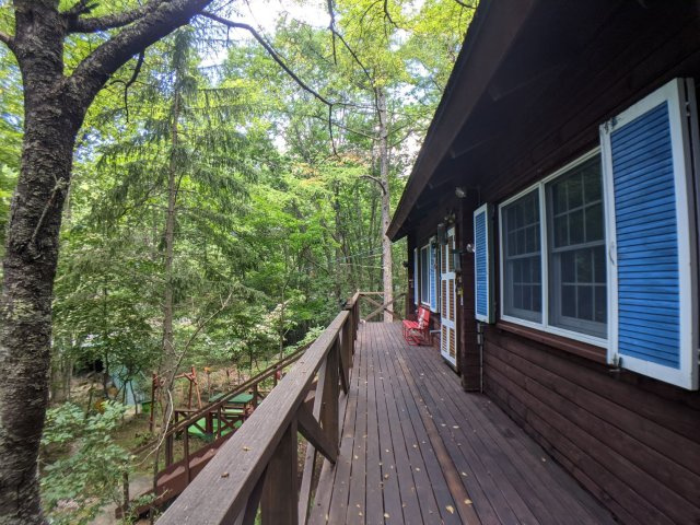 茅野市北山　蓼科ビレッジあずさ平26号のバルコニー