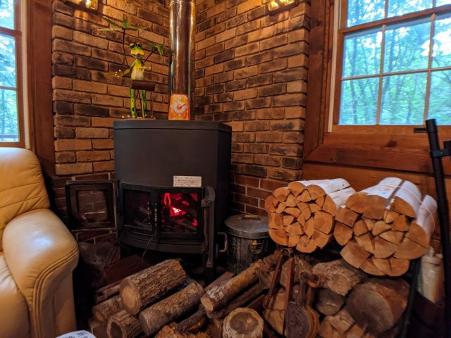 茅野市北山　蓼科ビレッジあずさ平26号の居間・リビング