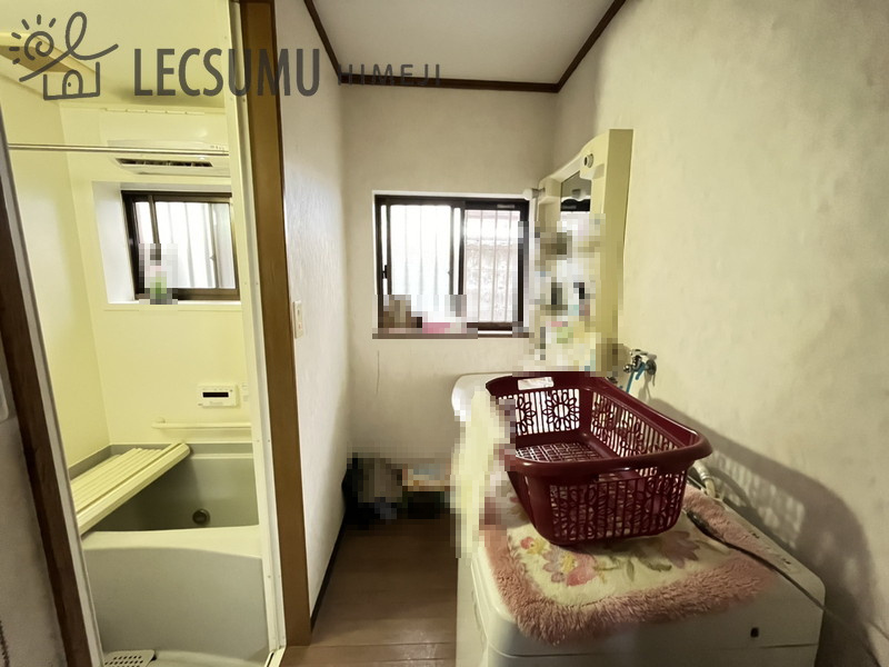 姫路市勝原区勝山町/中古戸建の洗面所