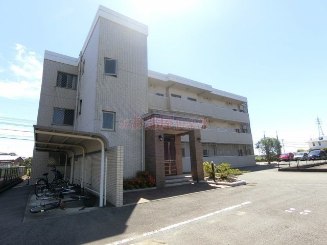 ブランシュールの外観|綺麗な外観です。