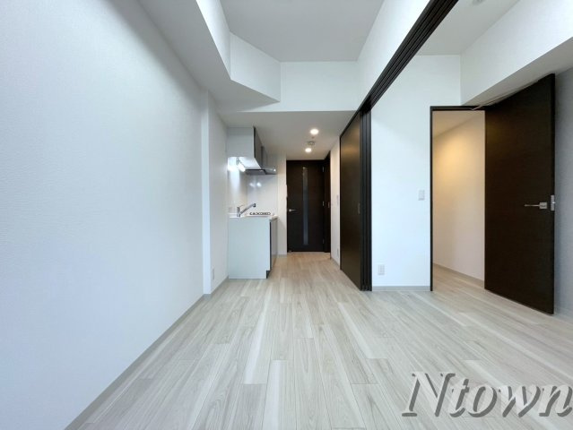 【その他】 | エステムコート名古屋新栄Ⅳネスト | こちらの居間で趣味の時間をお楽しみください