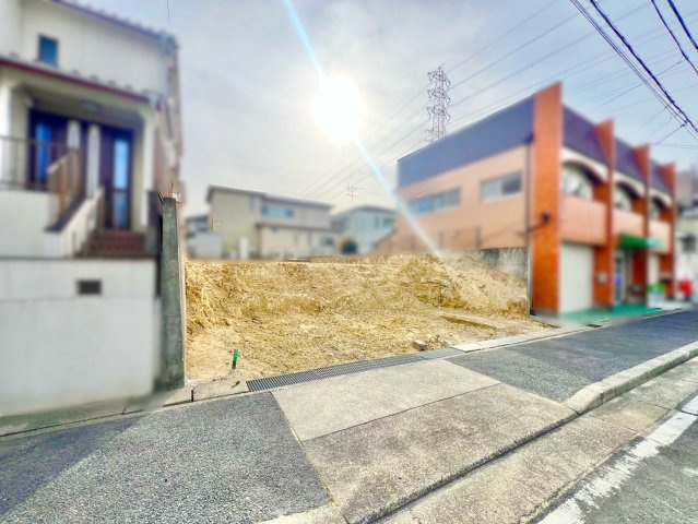 名東区高針台一丁目土地の前面道路含む現地写真