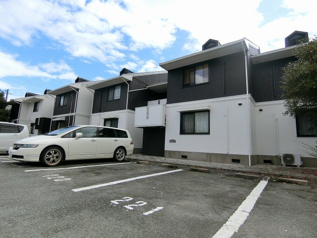 グリーンタウン津留崎の外観