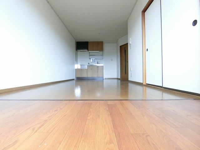 グリーンタウン津留崎の居間・リビング