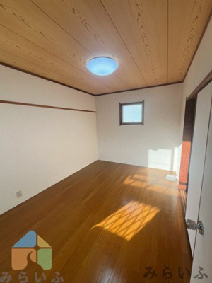 【内装】 | シャルム３２１