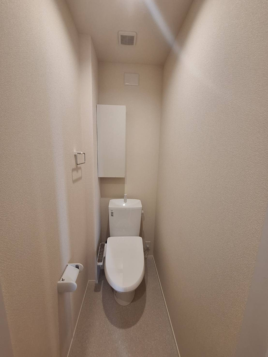 Ｍａｉｓｏｎ　ｄｅ　Ｔｒｉｎｉｔｙ　Ｎのトイレ