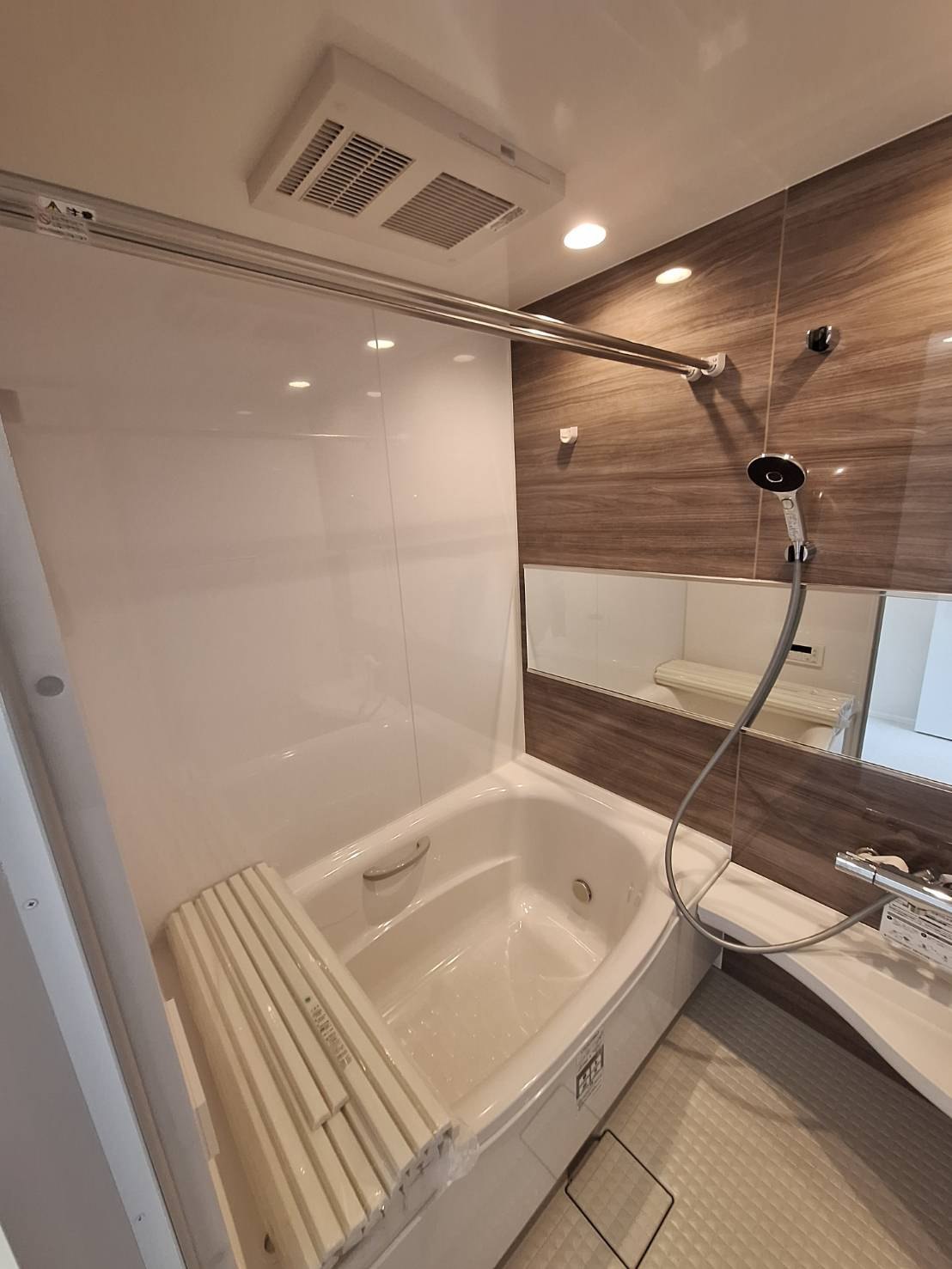 Ｍａｉｓｏｎ　ｄｅ　Ｔｒｉｎｉｔｙ　Ｎの浴室