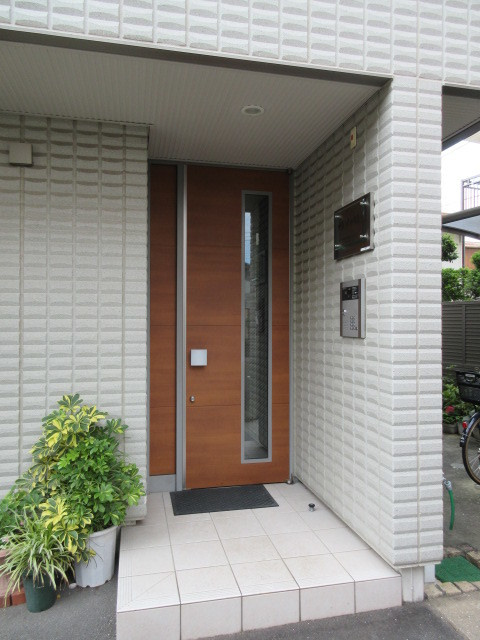 サンイーストのエントランス|安心のオートロック付