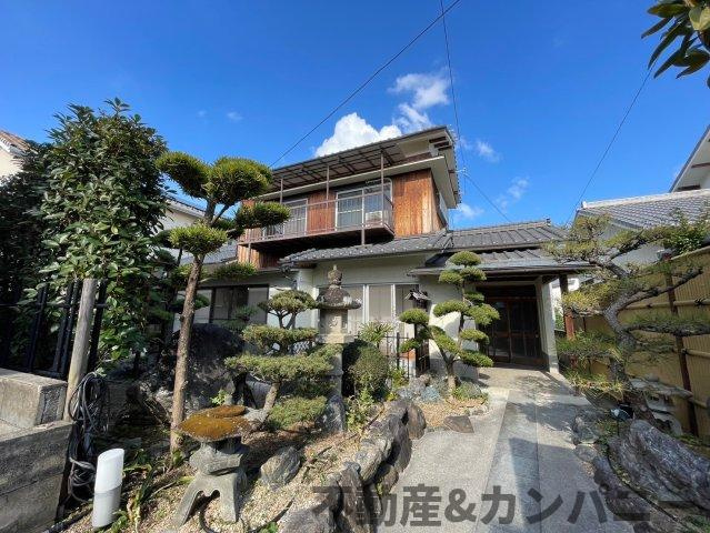 土居田駅まで徒歩１１分！利便性のいいトチ