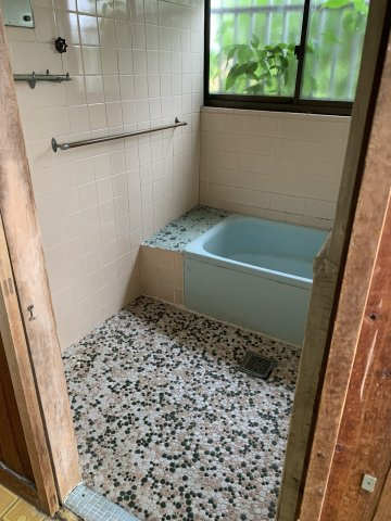 紀の川市打田中古戸建の玄関