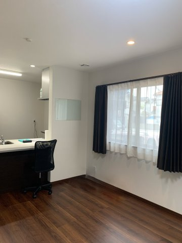 岩出市水栖　中古物件の居間・リビング