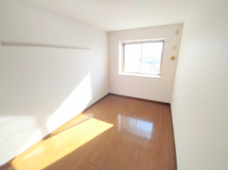 【洋室】　掃除がしやすいお部屋★