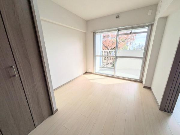 【洋室】 | ファミールハイツ城東B棟