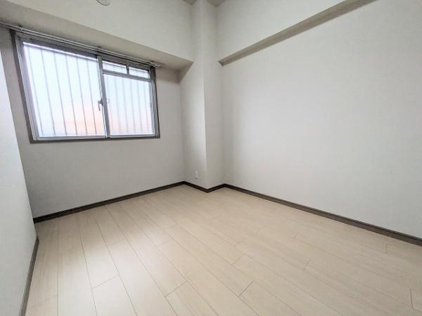 【洋室】 | ファミールハイツ城東B棟