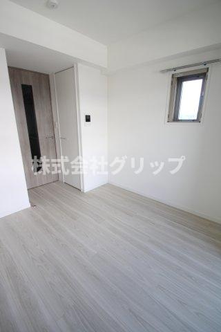 リヴシティ横濱石川町の洋室