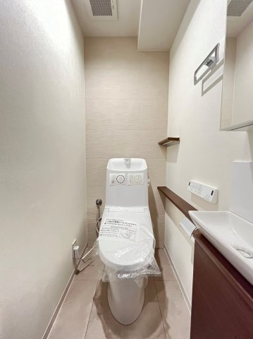 ザ・ステイツ志木パークステージのトイレ|落ち着いた色調のトイレです