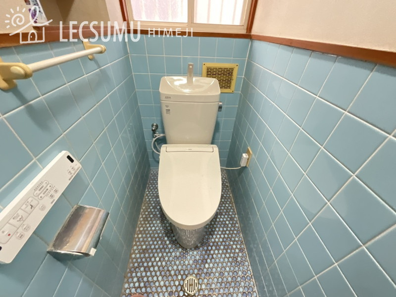 姫路市網干区垣内南町/中古戸建のトイレ