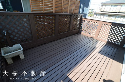 【その他】 | 座間市緑ケ丘２丁目　中古戸建て【仲介手数料無料】 | ウッドデッキ