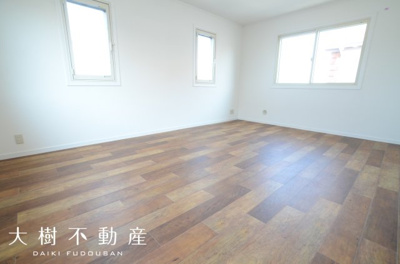 【洋室】 | 座間市緑ケ丘２丁目　中古戸建て【仲介手数料無料】 | 2階　洋室2（11.0帖）