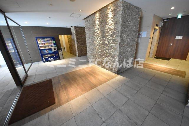 ＺＥＵＳ西梅田プレミアムのエントランス