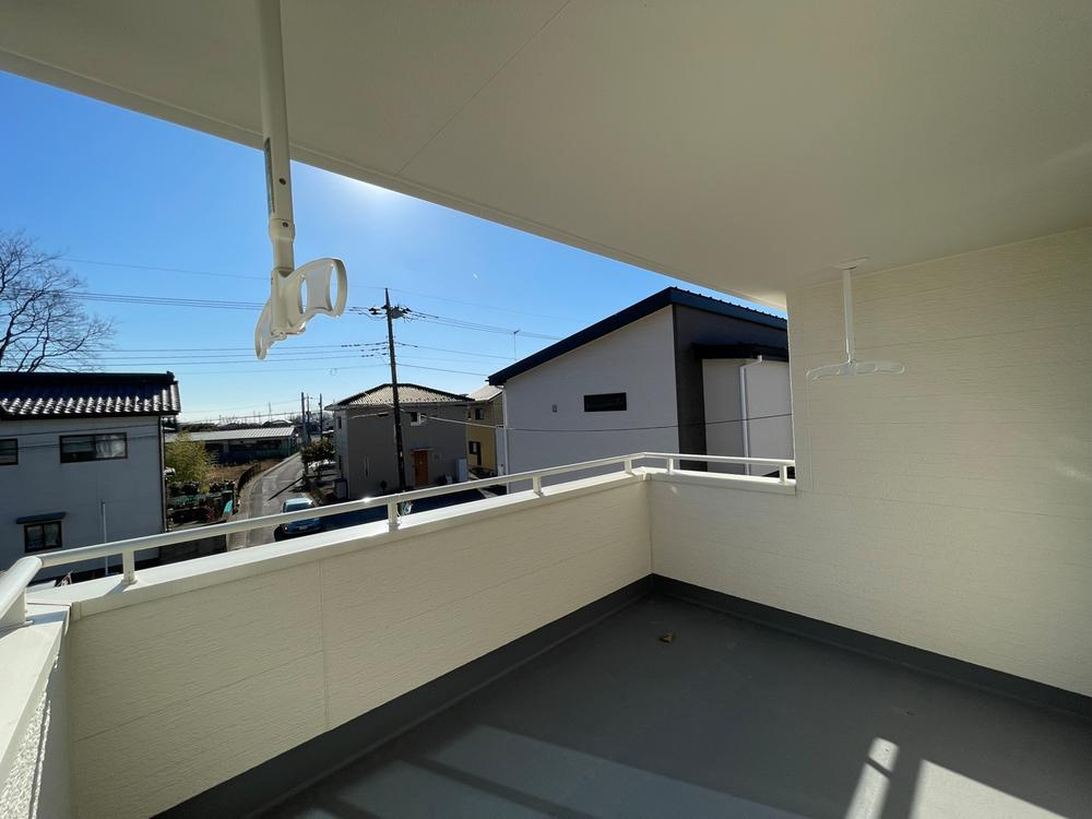 佐野市中町　新築戸建3のバルコニー