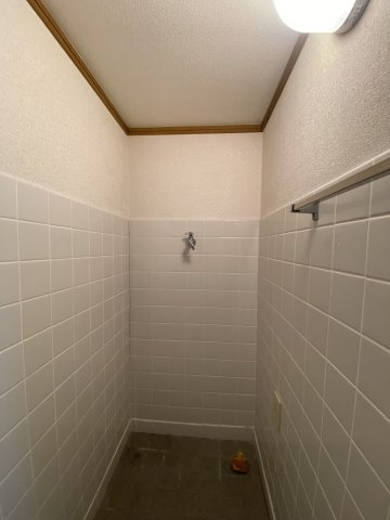 鳴尾町2丁目　中古戸建のランドリースペース