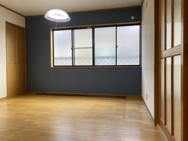 鳴尾町2丁目　中古戸建の居間・リビング